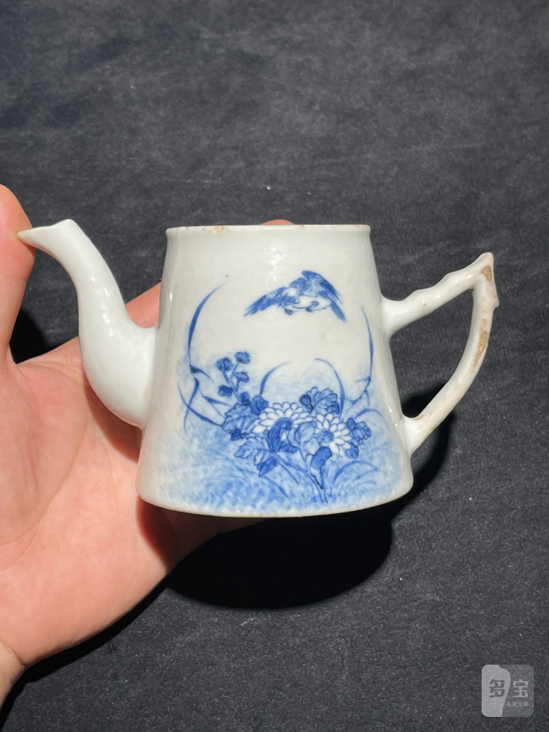 民国 王步风格青花花鸟纹执壶 - 图2